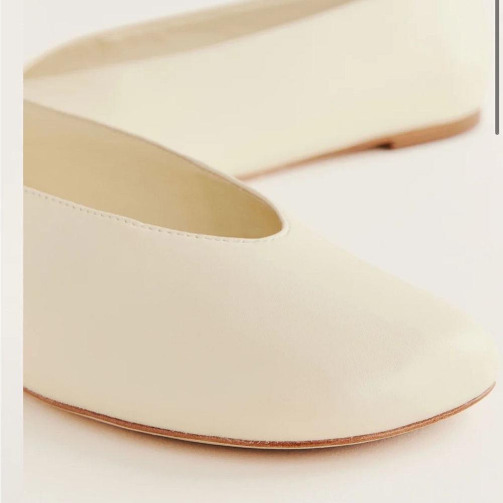 Reformation Cream Ballet Flats - Picture 3 of 9